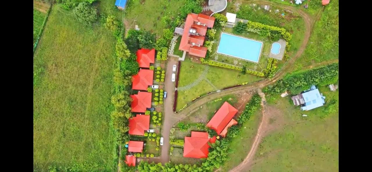 7 Heaven Villas & Resorts Chikmagalūr Zewnętrze zdjęcie